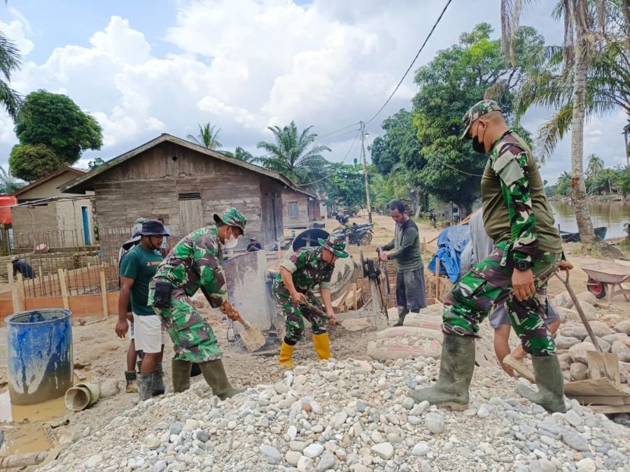 TNI dan Masyarakat Kembali Percepat Pembangunan Jembatan Garuda, Tahap Pengecoran Pondasi Jadi Fokus
