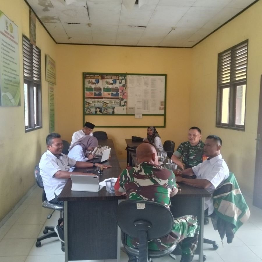 TNI dan Pemdes Kuala Semundam Satukan Program Pembangunan Desa