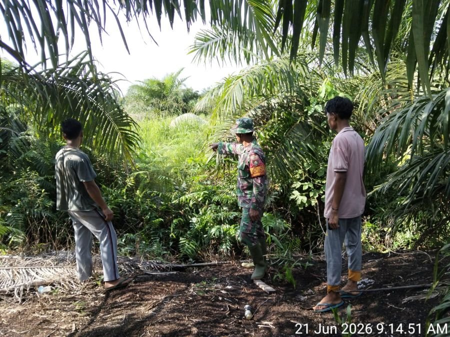 TNI dan Warga Bersinergi, Desa Sepahat Dijaga Tetap Bebas dari Ancaman Karhutla