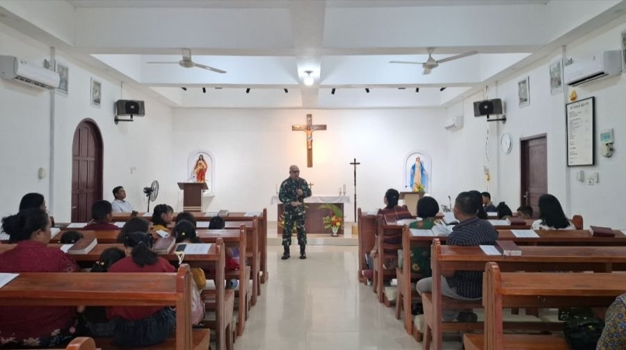 TNI Gelar Penyuluhan Pencegahan Karhutla di Gereja Katolik Stasi St. Kristoforus Tembilahan
