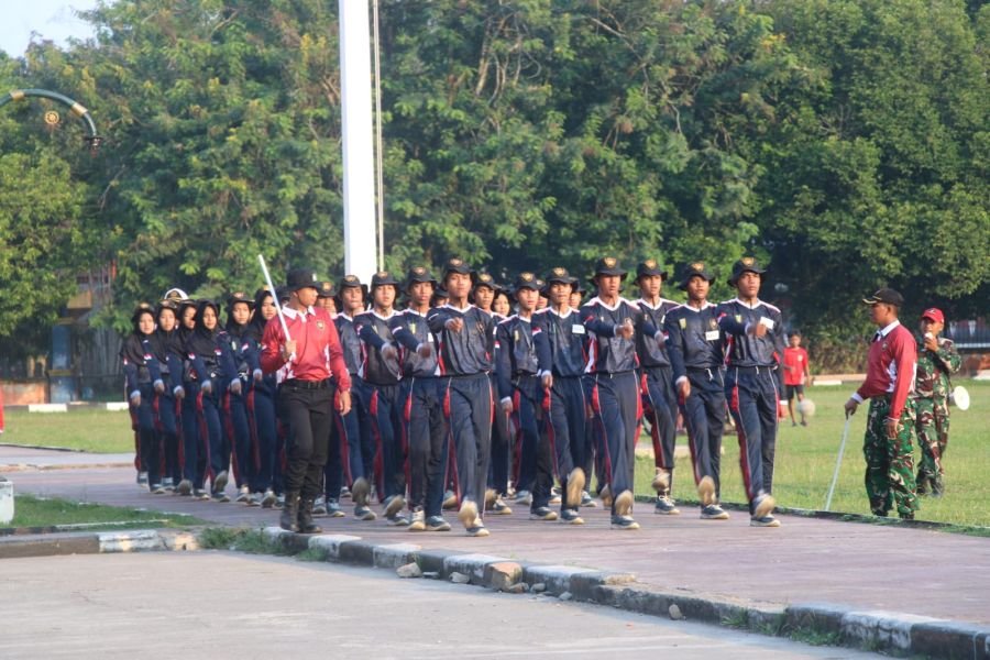 TNI-Polri Latih Calon Paskibra Demi Sukses Upacara HUT RI