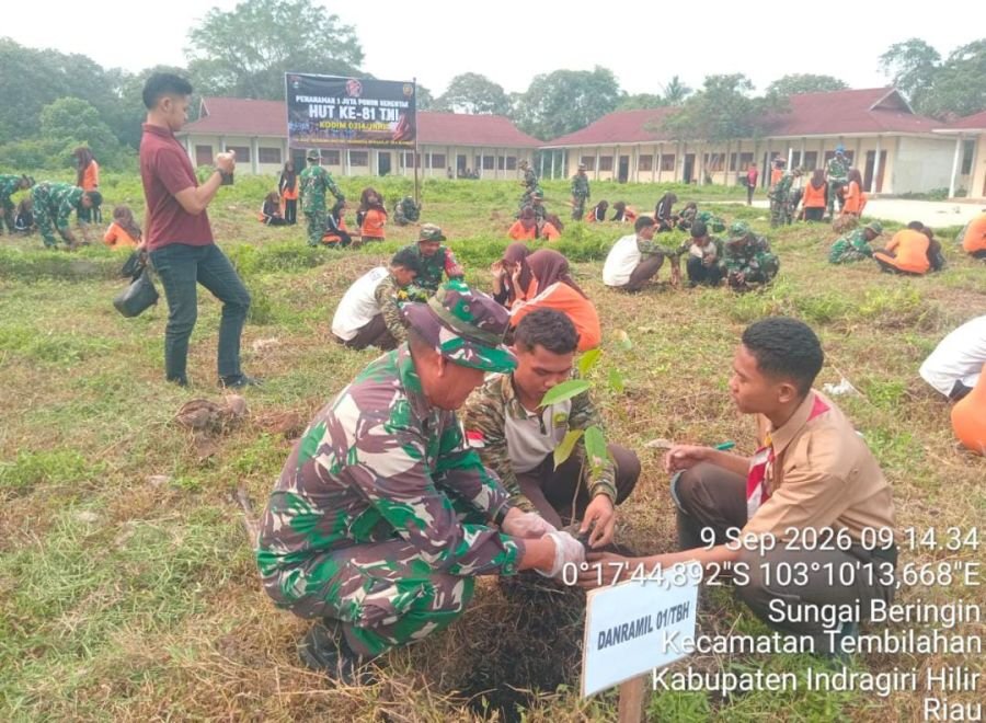 TNI Tanam 1 Juta Pohon, Kapten Czi John Kenedi Danramil 01/Tembilahan Turun Langsung