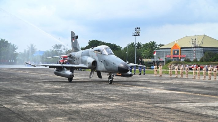 Ukir Sejarah di Bumi Lancang Kuning, Hawk 109/209 Lanjutkan Pengabdian di Bumi Khatulistiwa