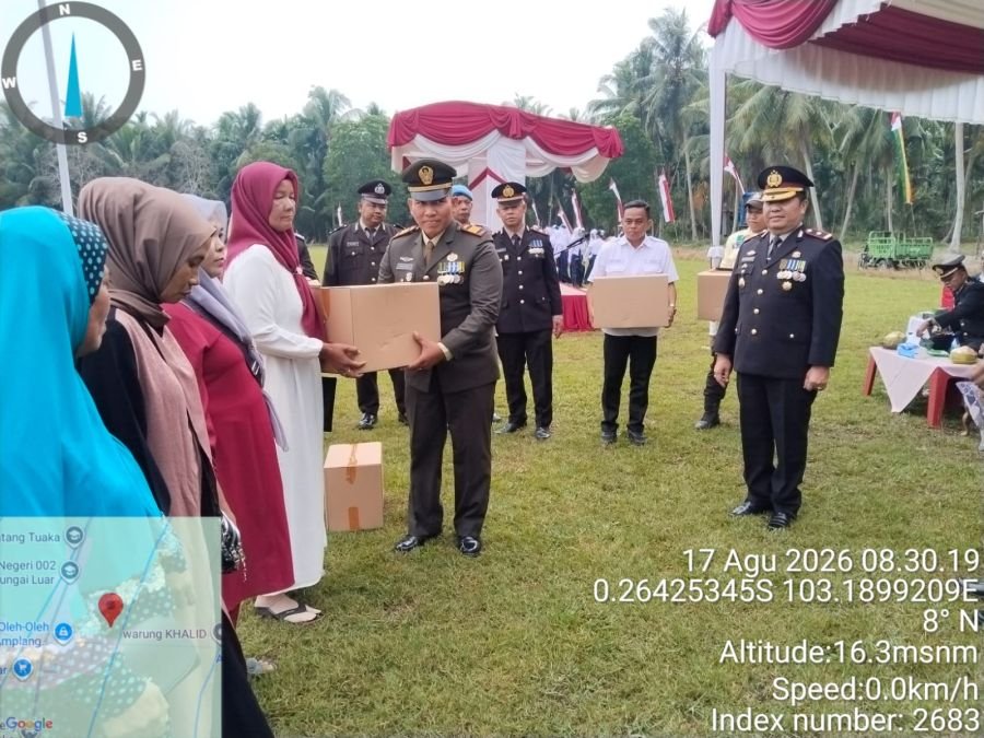 Upacara HUT ke-81 Kemerdekaan RI di Desa Sungai Luar Berlangsung Khidmat