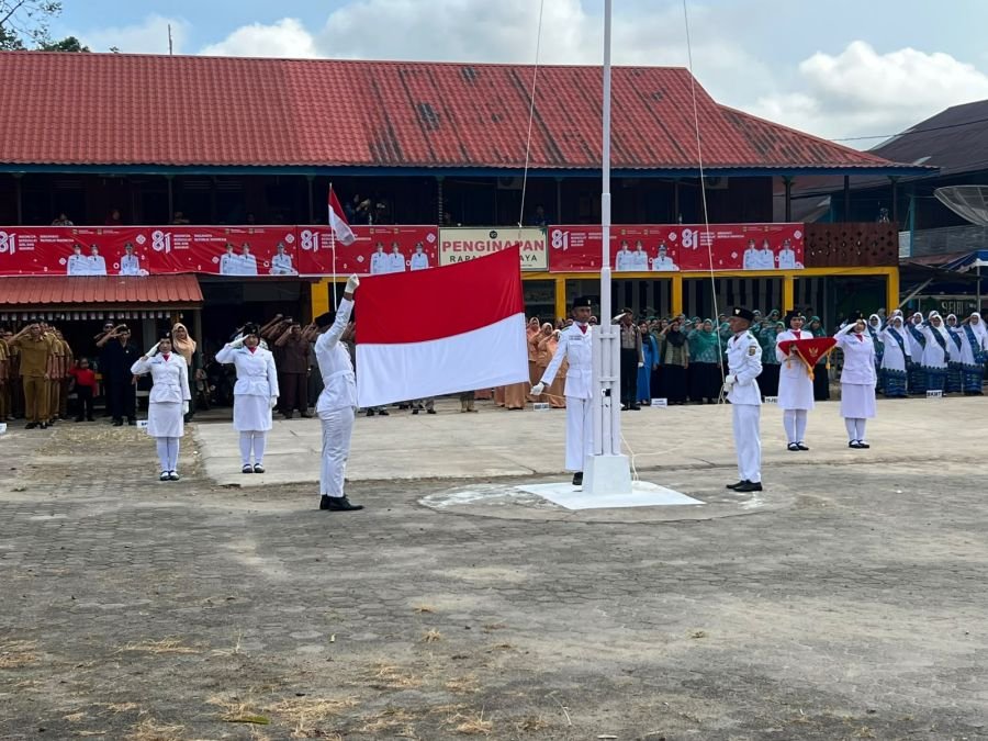 Upacara HUT Ke-81 RI Tingkat Kecamatan Selayar Berlangsung Khidmat dan Lancar