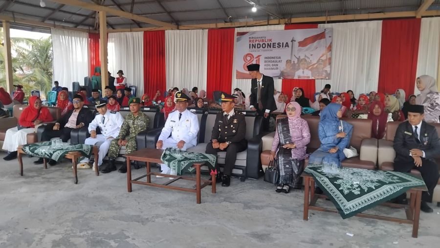Upacara Penurunan Bendera HUT RI ke-81 di Batang Tuaka Berlangsung Khidmat