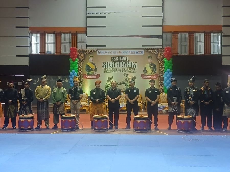 Wakili Dandim 0301/Pekanbaru, Danramil 05/Sail Hadiri Festival Silat Tradisi Melayu