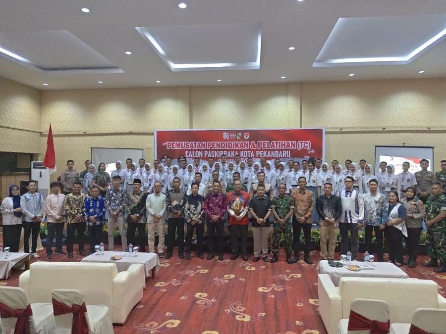Wakili Dandim 0301/Pekanbaru, Danramil 01/Rumbai Hadiri Pembukaan Training Center Paskibraka 2026