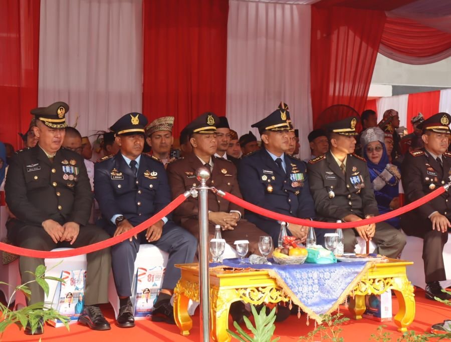 Wakili Dandim 0301/Pekanbaru, Pasipers Hadiri Upacara Detik-Detik Proklamasi HUT ke-81 RI