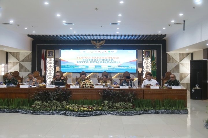 Wakili Dandim 0301/Pekanbaru, Pasipers Hadiri Rapat Forkompimda Kota Pekanbaru 