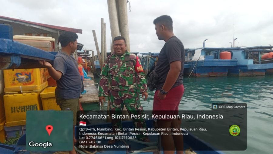 Waspada Angin Kencang, Babinsa Numbing Himbau Nelayan Tunda Berlayar Jika Cuaca Belum Mendukung