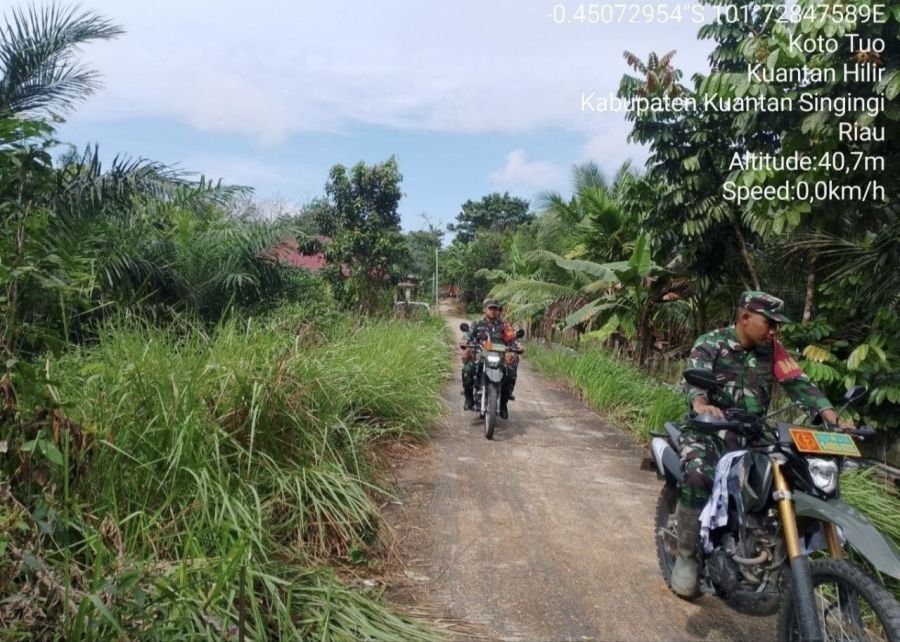 Wilayah Rawan Dipantau, Babinsa Ramil 07/KH Patroli Karhutla Berjalan Aman