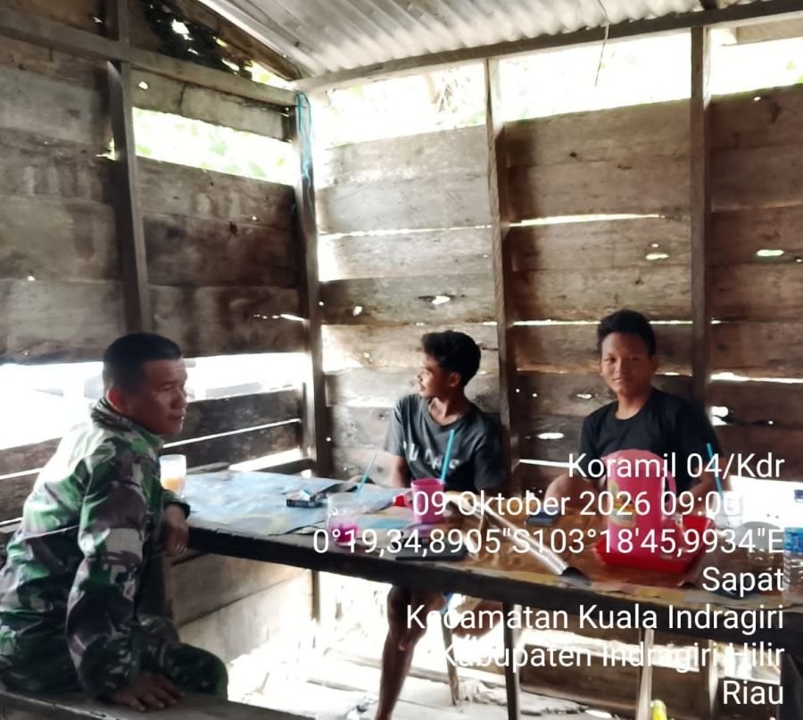 Wilayah Sapat Tetap Kondusif, Babinsa Dan Warga Saling Jaga Melalui Komsos dan Pengawasan SDM