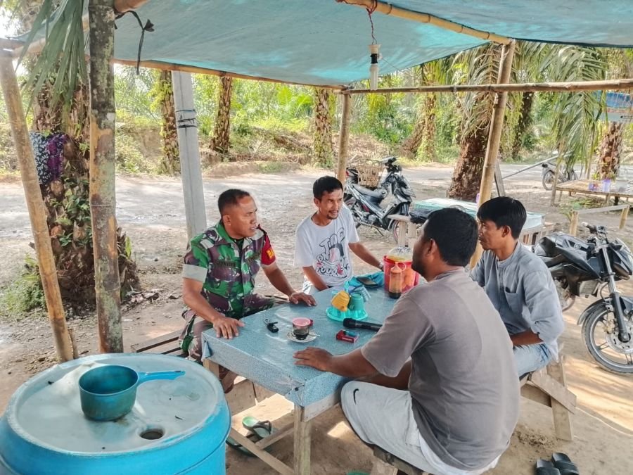 Babinsa Kampar Utara Rangkul Pemuda, Perkuat Deteksi Dini Desa