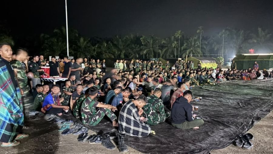 Yonif TP 953 Gelar Nobar Portugal vs Spanyol, Pererat Kebersamaan dengan Warga