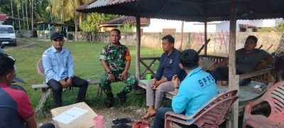 Anggota Koramil 12/XIII KK Pererat Silaturahmi Lewat Komunikasi Sosial