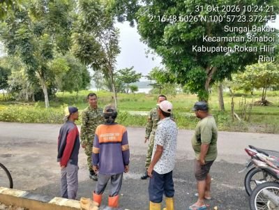 Antisipasi Karhutla, Babinsa Koramil 01/Bangko Gencarkan Patroli di Wilayah Sungai Bakau