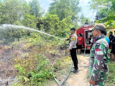 Api Lahan Kosong di Kundur Dipadamkan, Koramil Bergerak Bersama Tiga Unsur