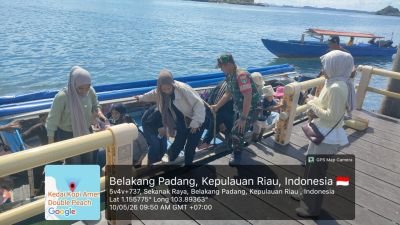 Babinsa Belakang Padang Perketat Keselamatan Penumpang Boat Pancung