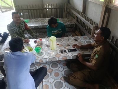 Babinsa dan Perangkat Desa Sadar Jaya Perkuat Silaturahmi, Jaga Kedekatan dengan Masyarakat