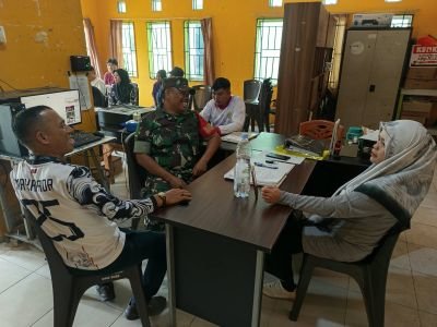 Babinsa Kapling Perbarui Data Penduduk, Pastikan Informasi Wilayah Tetap Akurat