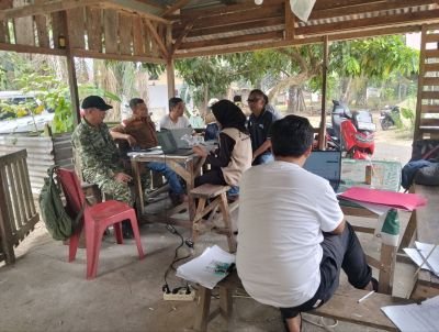 Babinsa Koramil 02/KT Perkuat Sinergi dengan PPL dan Perangkat Desa