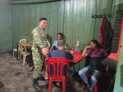 Babinsa Koramil 05/Bukit Batu Ajak Warga Sungai Selari Hidupkan Nilai Pancasila