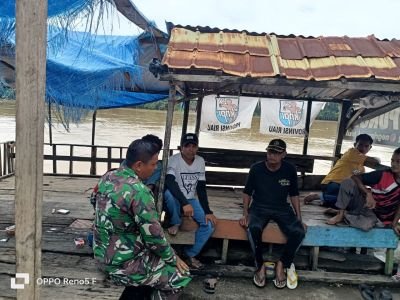 Babinsa Koramil 07/KH Ingatkan Warga Cegah Kenakalan Remaja