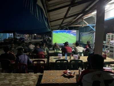 DANPOS GAUNG RAMIL 05/GAS GELAR NOBAR PIALA DUNIA PERANCIS VS MAROKO BERSAMA WARGA