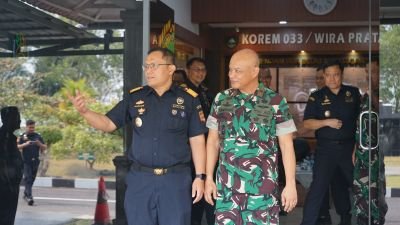 Danrem 033/WP Sambut Hangat Kunjungan Silaturahmi Kepala Bea Cukai Batam.