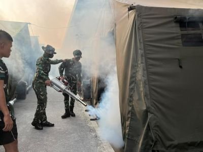 Jaga Kesehatan Prajurit, Yonif TP 952/IB Gencarkan Fogging Rutin