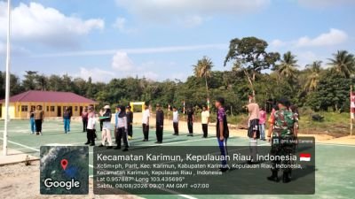 Jelang HUT RI, Babinsa Latih Paskibraka SMA Negeri 1 Selat Gelam