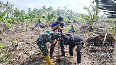 Koramil 11/PBR Bangun Sumur Bor untuk Masyarakat Pulau Burung