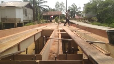 Pembangunan Jembatan Beton Tahap VIII di Desa Kuala Mulya Terus Berlanjut, Progres Capai 32,25 Perse
