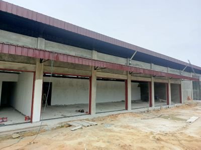 Pembangunan KDKMP Kelurahan Palas Capai 81,48 Persen, Babinsa Terus Lakukan Pengawasan