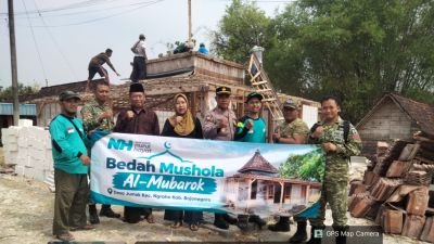 Polsek Ngraho Melaksanakan Bhakti Sosial Bersama TNI dan Masyarakat Bedah Mushola Al-Mubarok