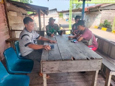 Serka Irwan Bangun Kesadaran Warga Penyengat Lewat Komsos