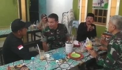 Tim Penyuluh Mabes TNI Rangkul Tokoh Adat Kenegrian Kopah, Perkuat Sinergi Pencegahan Karhutla di Ku