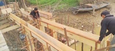 TNI AD Kejar Target, Pembangunan Jembatan Beton Tanjung Sari Terus Dikebut