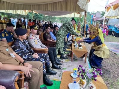 TNI AL Peringati Hari Jadi Ke-81 Tahun, Gelar Bakti Sosial & Cek Kesehatan Gratis