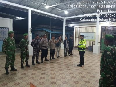 tni-polri-dan-pemerintah-kecamatan-bangko-gelar-patroli-gabungan-pastikan-wilayah-aman-kondusif