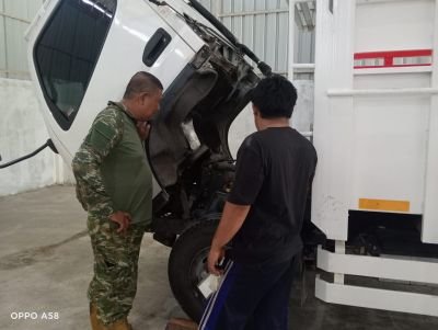 Truk Koperasi Merah Putih Muntai Barat Jalani Perawatan, Babinsa Pastikan Kesiapan Armada
