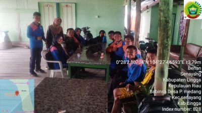 Babinsa Senayang Edukasi Siswa SMPN 04 tentang Bahaya Narkoba