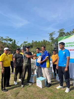 Yonif TP 851/BBC Tunjukkan Soliditas dalam Olahraga Bersama Polres Siak